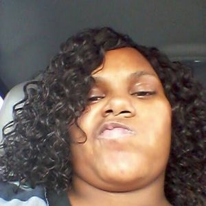 Meet your Posher, Justine